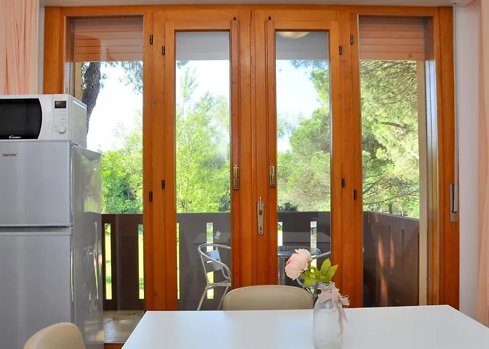 Corinzia * Μπιμπιόνε