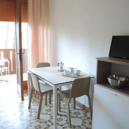 Corinzia Apartment *