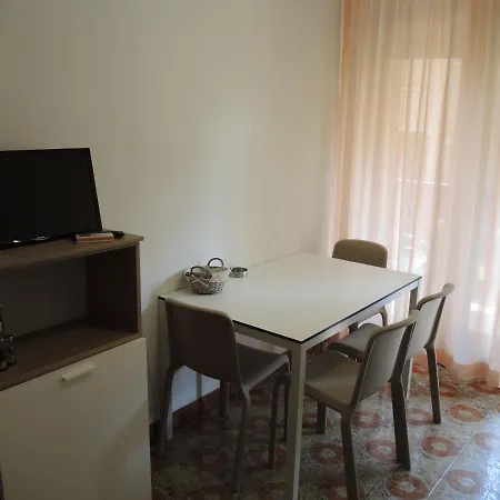 Apartment Corinzia *