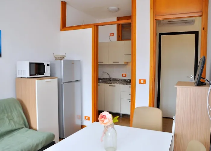 Corinzia Apartament *