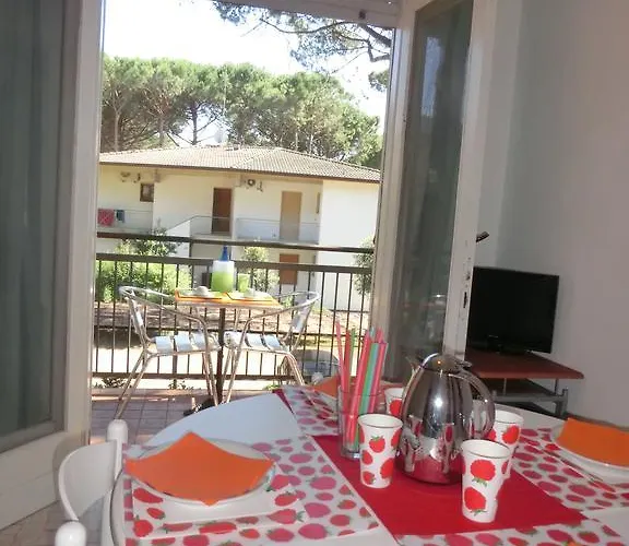 Apartament Corinzia *