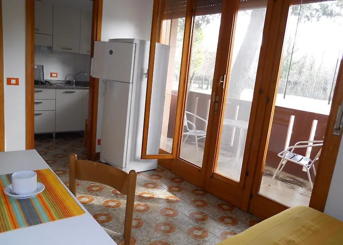 Corinzia Apartament *